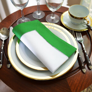 Napkin. White Hemsitch Napkin with Colored Trimmed. 18×18″. (1 piece))