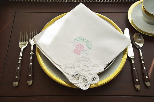 Battenburg Lace Napkin with Embroidered Appliuqe